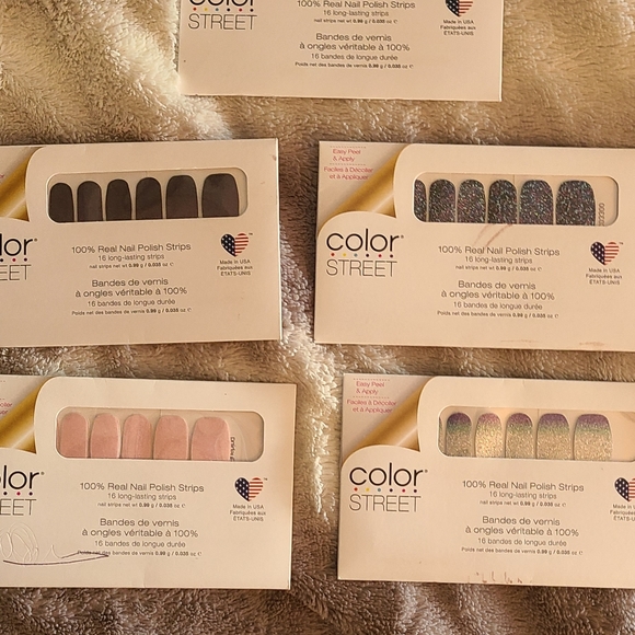 Color Street- 5 Nail Polish Strips - Picture 1 of 9